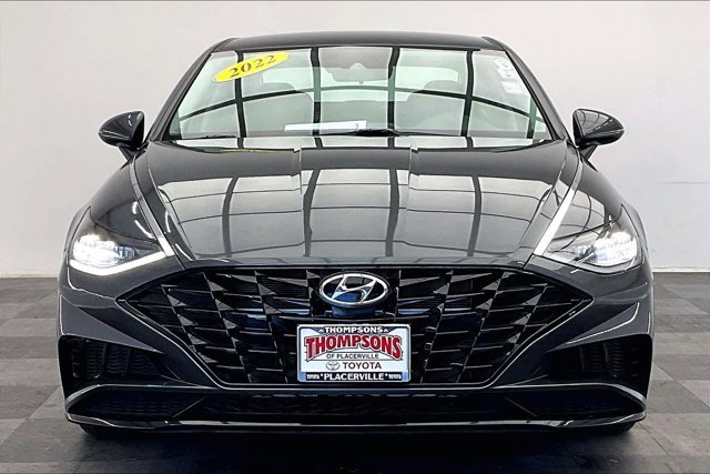 Used 2022 Hyundai Sonata SEL w/ Cargo Package image 2
