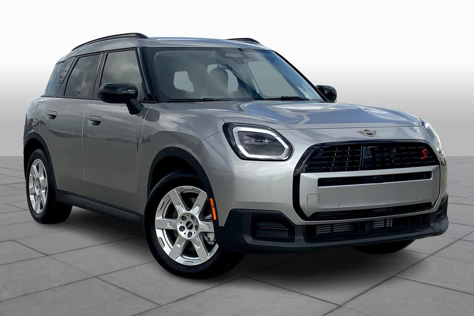 New 2025 MINI Cooper Countryman S w/ Comfort Package Max AWD/4WD image 2