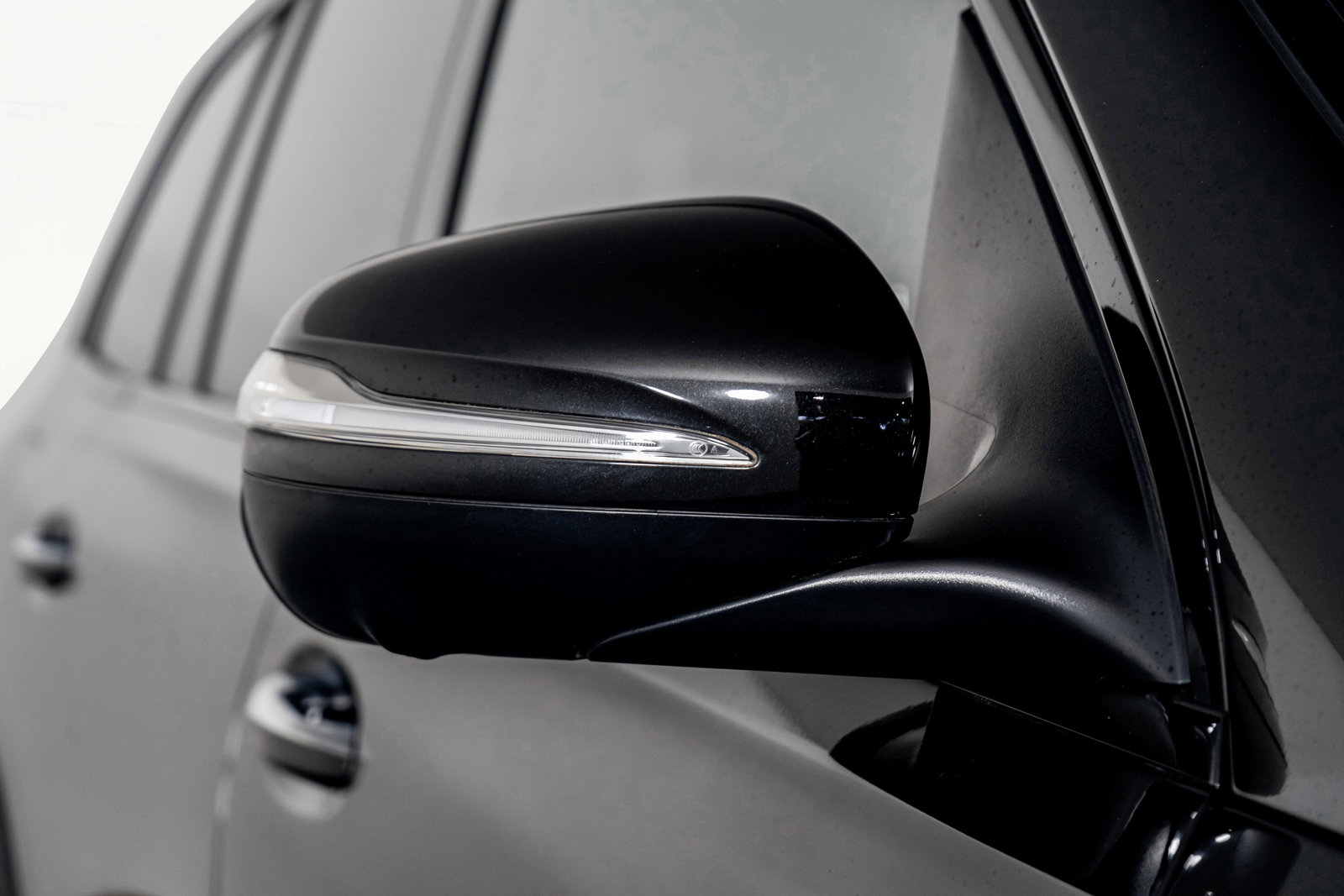 Used 2023 Mercedes-Benz GLS 580 4MATIC image 28