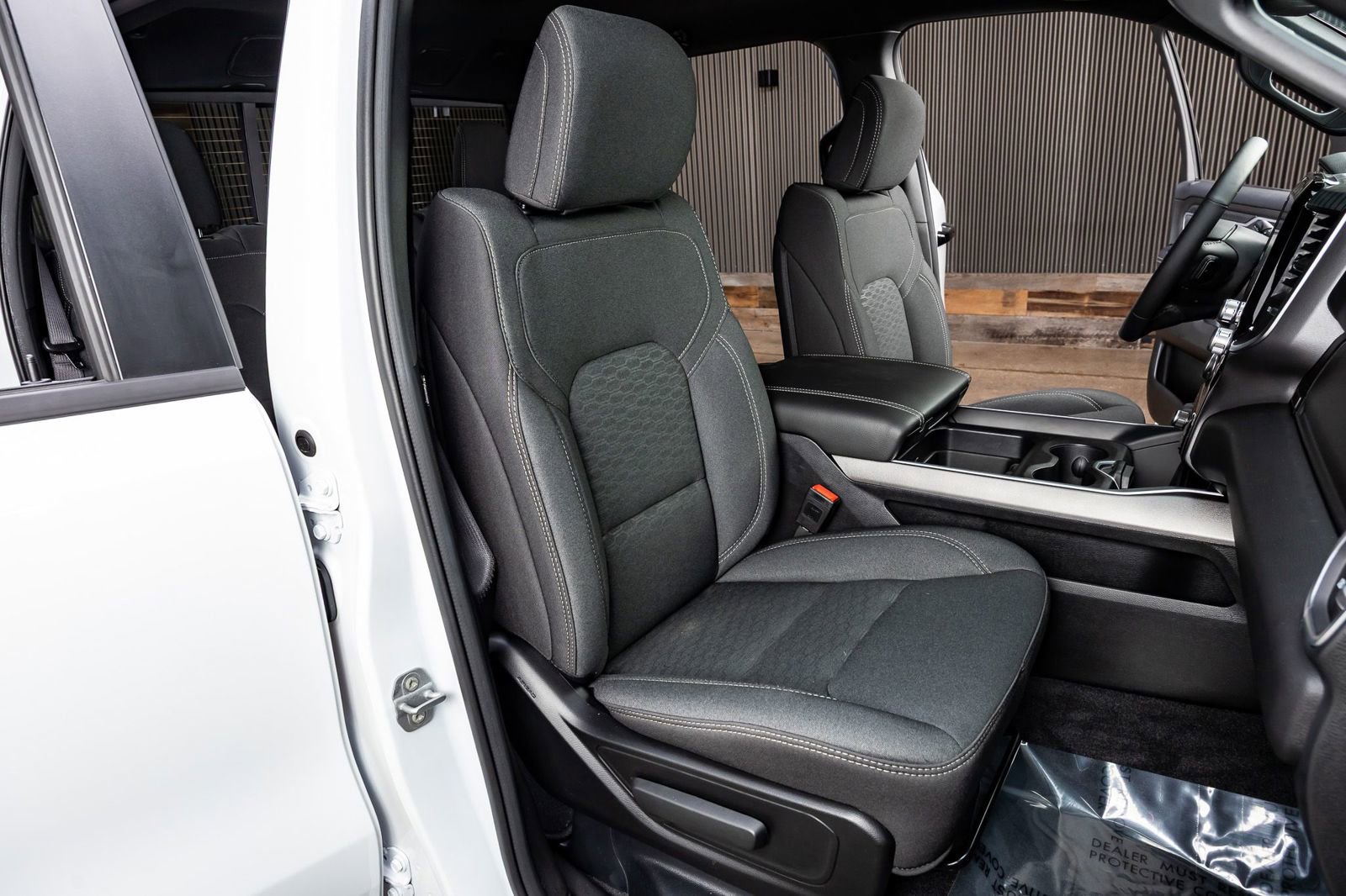 Used 2025 RAM 1500 Big Horn image 29