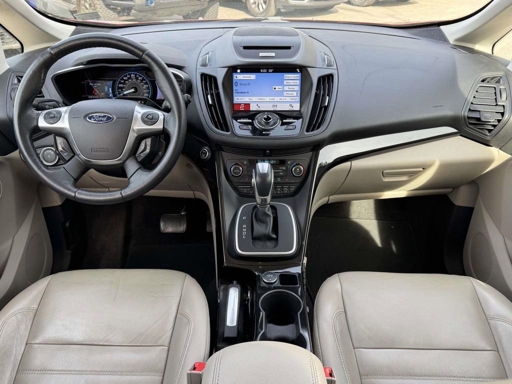 Used 2017 Ford C-MAX Titanium w/ Equipment Group 301A image 2