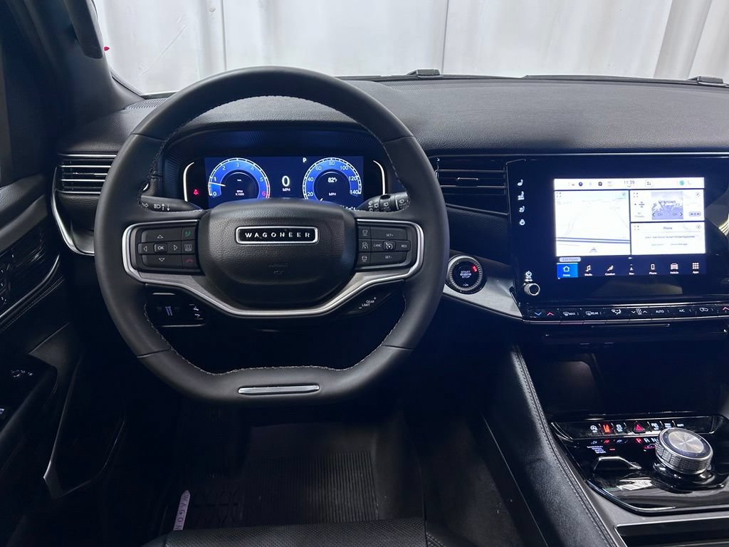 Used 2024 Jeep Wagoneer Series II AWD/4WD image 3