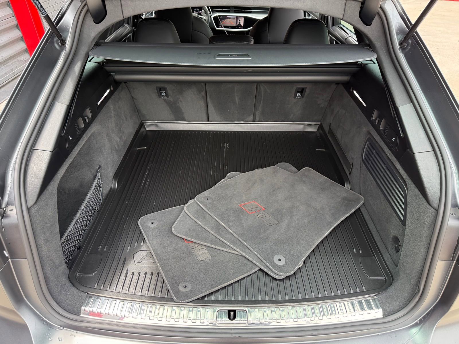 Used 2023 Audi RS 6 image 41