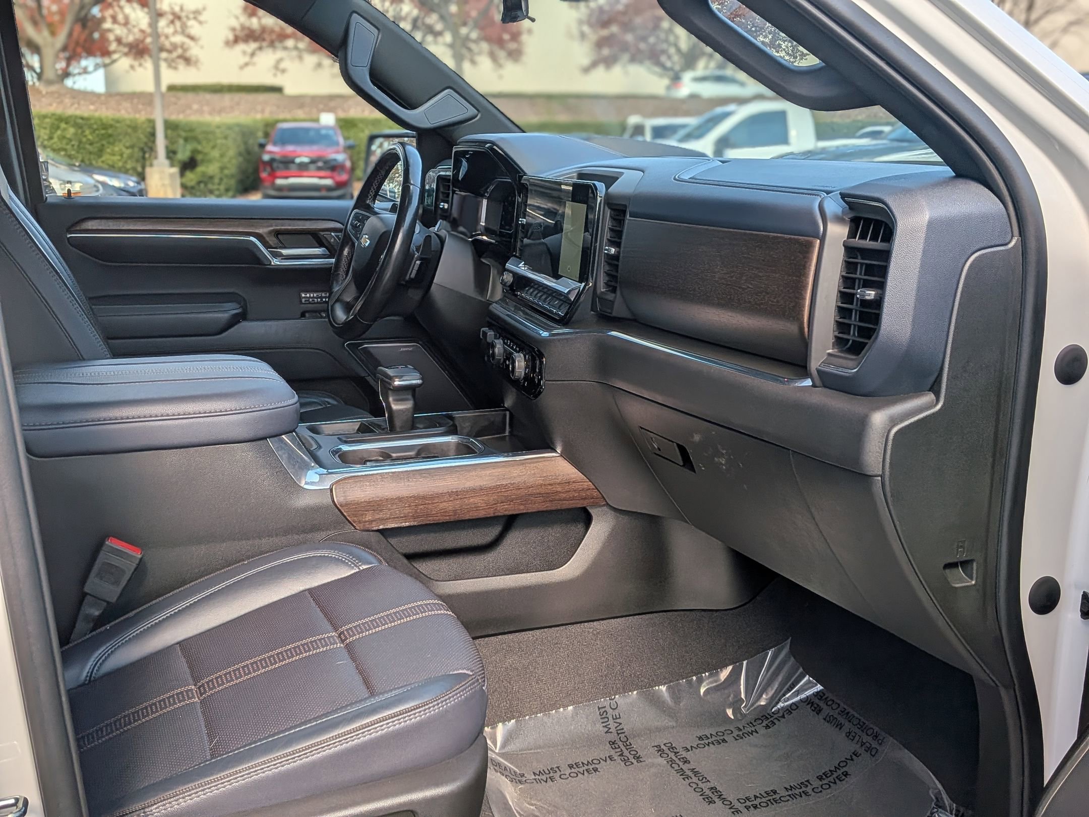 Certified 2023 Chevrolet Silverado 1500 High Country AWD/4WD image 22