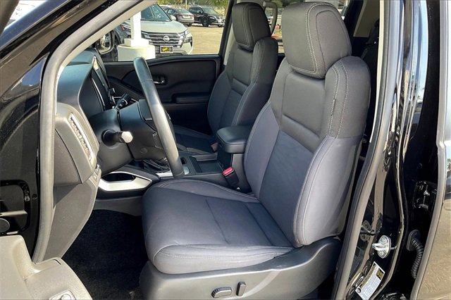 Certified 2023 Nissan Frontier SV w/ SV Convenience Package image 24