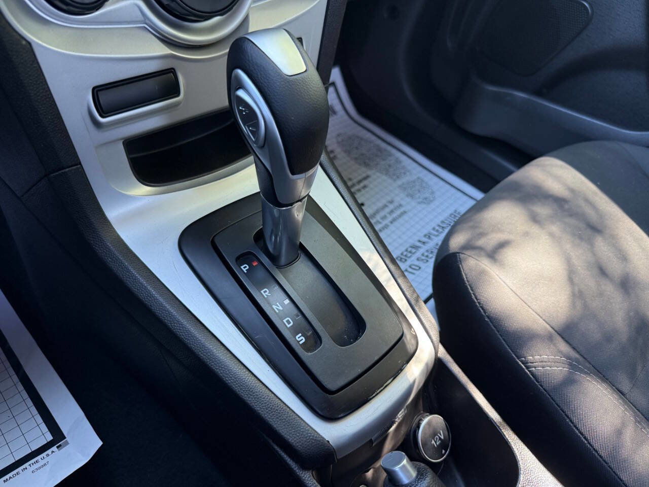 Used 2014 Ford Fiesta SE image 27