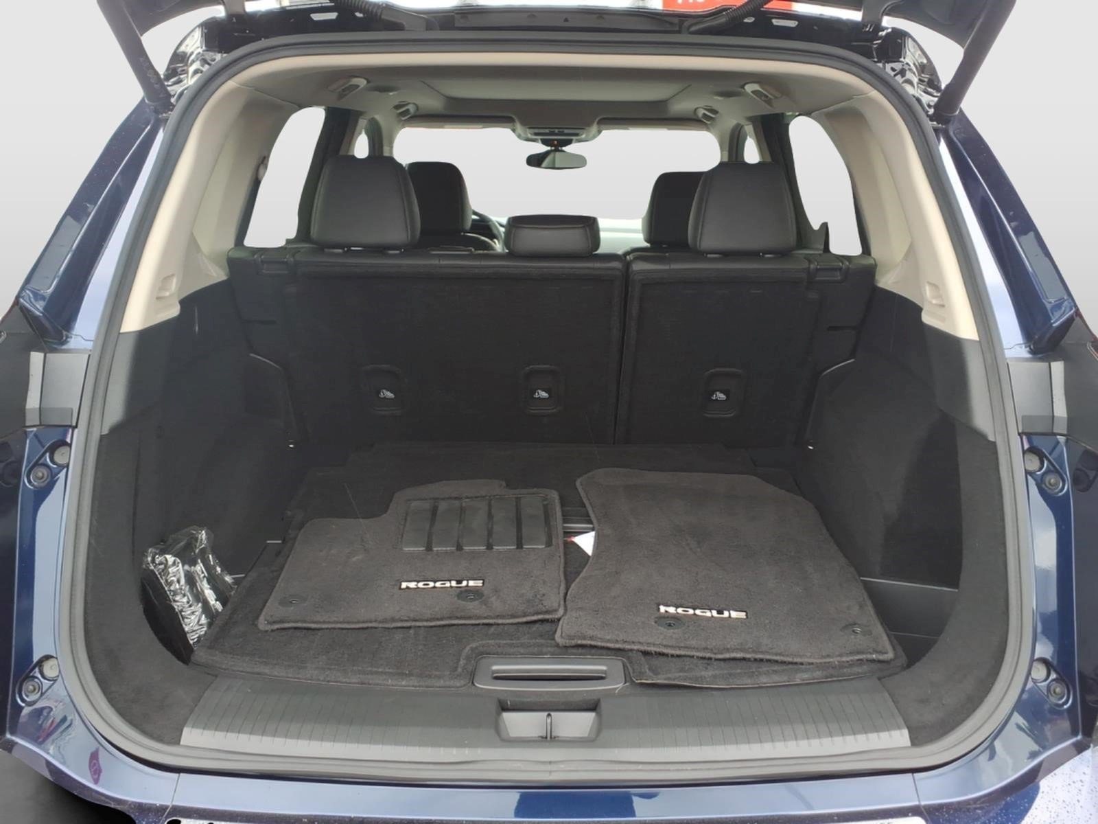 Certified 2025 Nissan Rogue SL w/ Tech Package AWD/4WD image 27