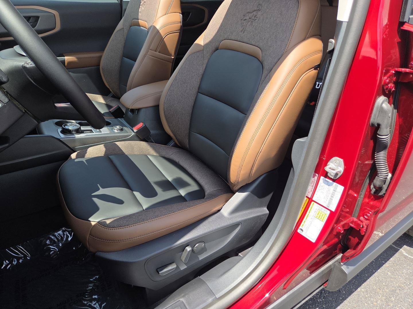 New 2026 Ford Bronco Sport Outer Banks w/ Outer Banks Tech Package+ AWD/4WD image 25