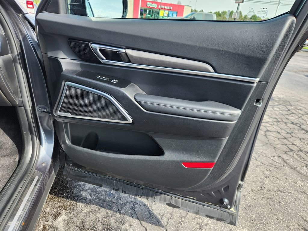 Used 2023 Kia Telluride SX AWD/4WD image 9