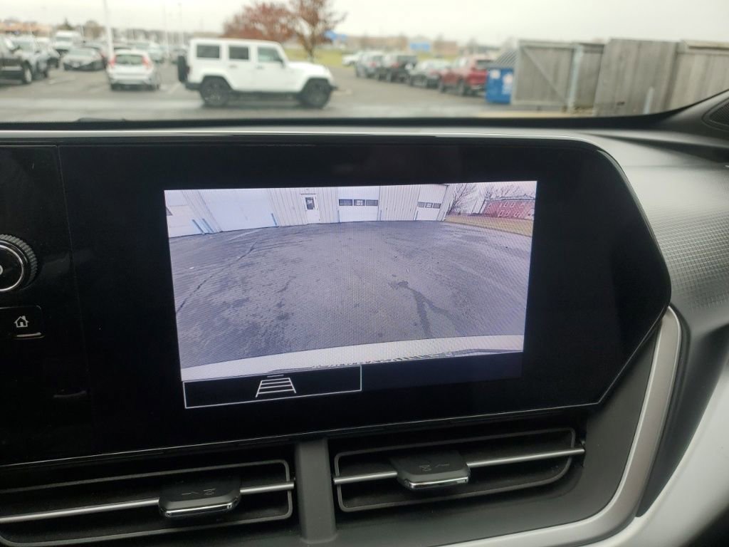 Used 2024 Chevrolet Trax RS image 20