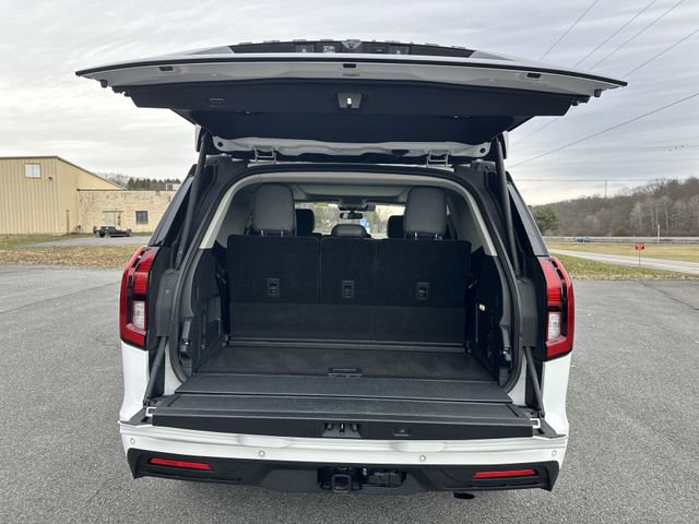 Used 2025 Ford Expedition Active image 23