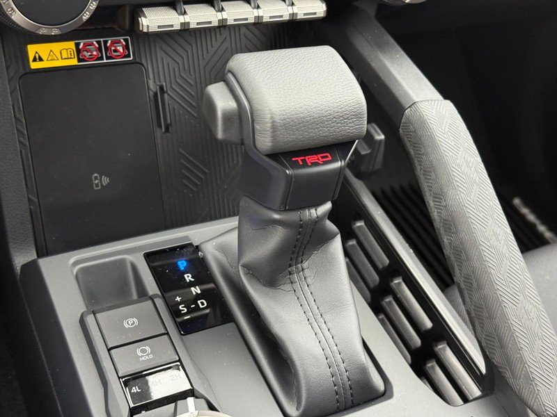 New 2025 Toyota Tacoma 4x4 Double Cab image 17