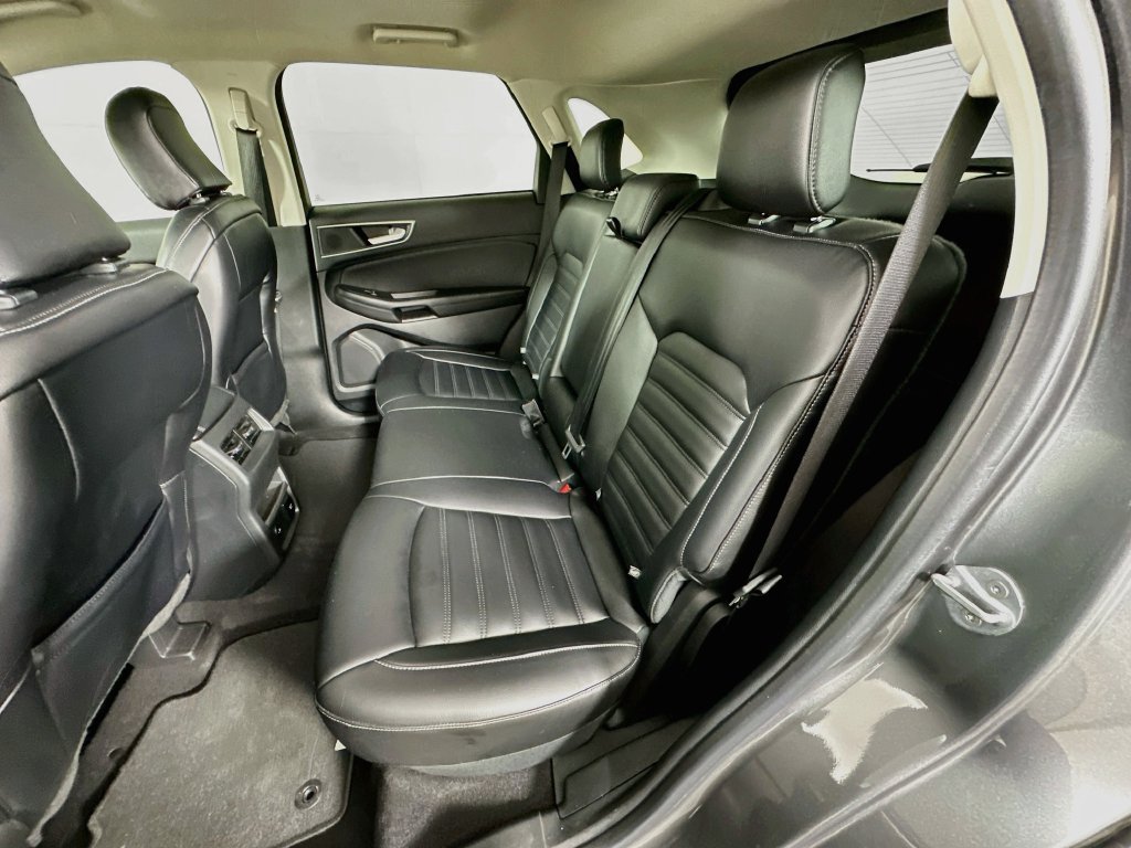 Used 2024 Ford Edge SEL w/ Convenience Package AWD/4WD image 23