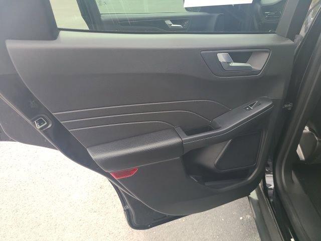 Used 2023 Ford Escape ST-Line w/ Tech Pack #1 image 18