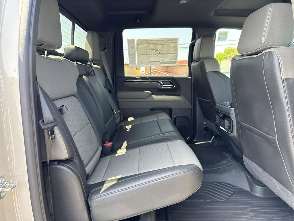 New 2026 Chevrolet Silverado 2500 ZR2 w/ ZR2 Bison Edition AWD/4WD image 31