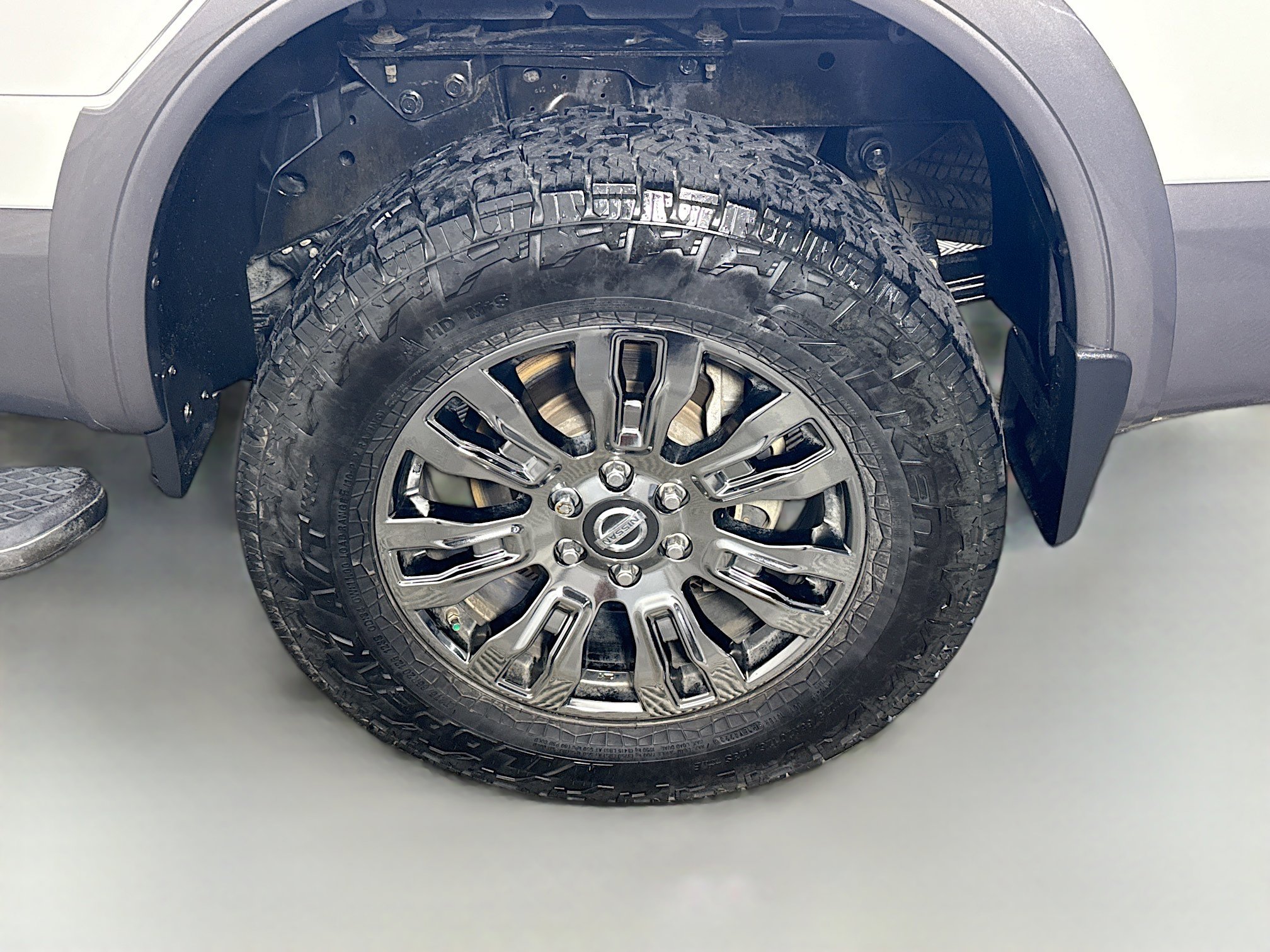 Used 2019 Nissan Titan Platinum Reserve w/ Platinum Utility Package image 37