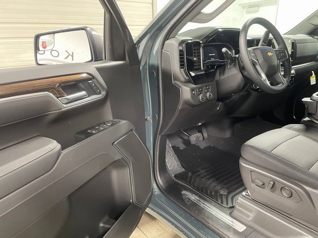 New 2025 Chevrolet Silverado 1500 LT image 10