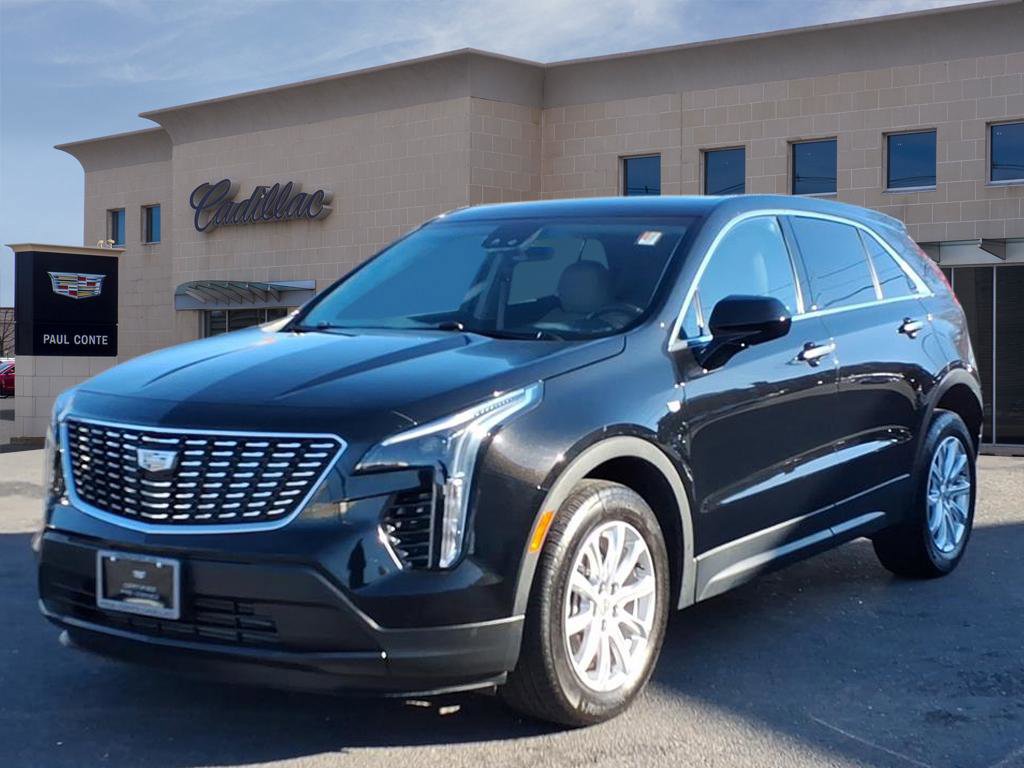 Certified 2023 Cadillac XT4 Luxury w/ Cold Weather Package image 1