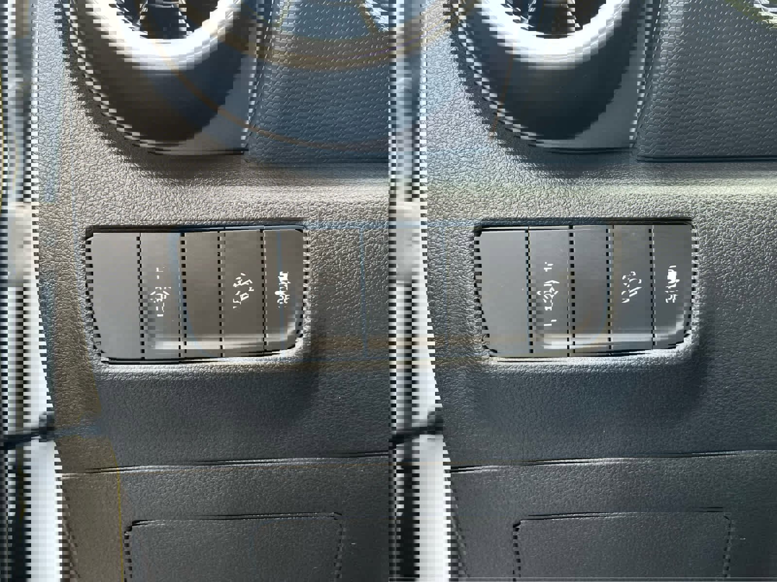 Certified 2023 Hyundai Kona Limited image 31