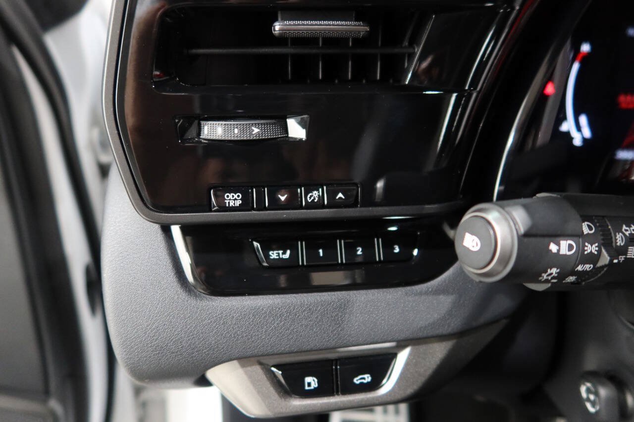 Used 2023 Lexus RX 350 F Sport w/ Accessory Package AWD/4WD image 33