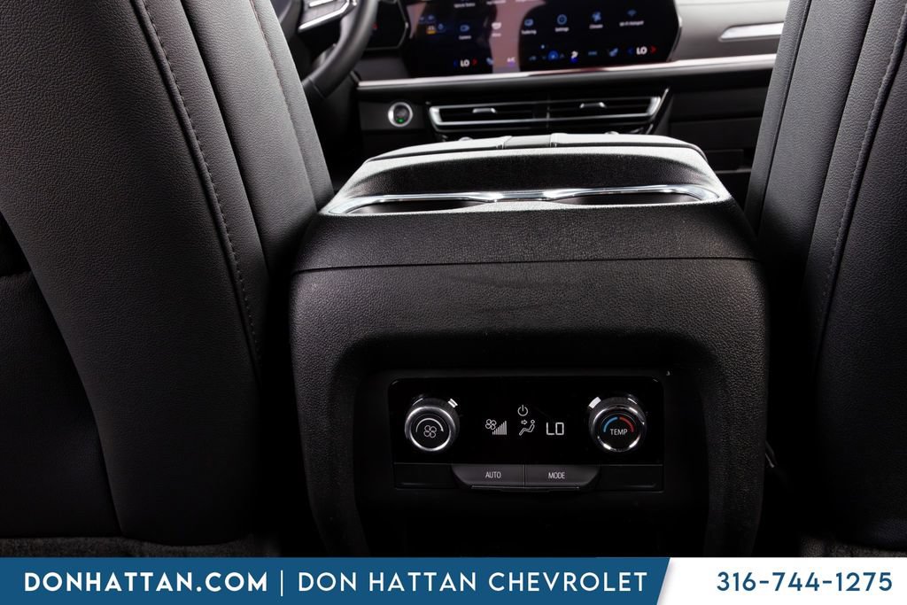 Used 2025 Chevrolet Traverse Z71 AWD/4WD image 20