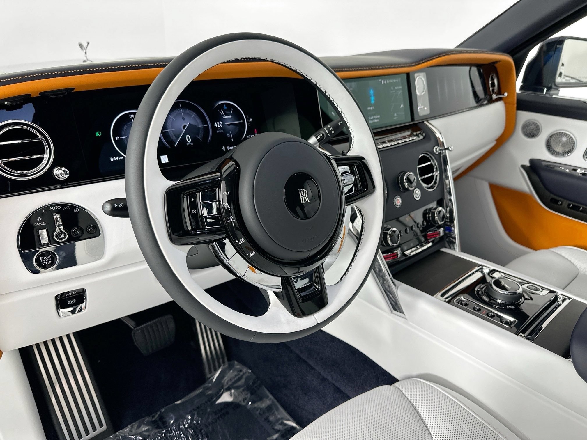 New 2027 Rolls-Royce Cullinan AWD/4WD image 11