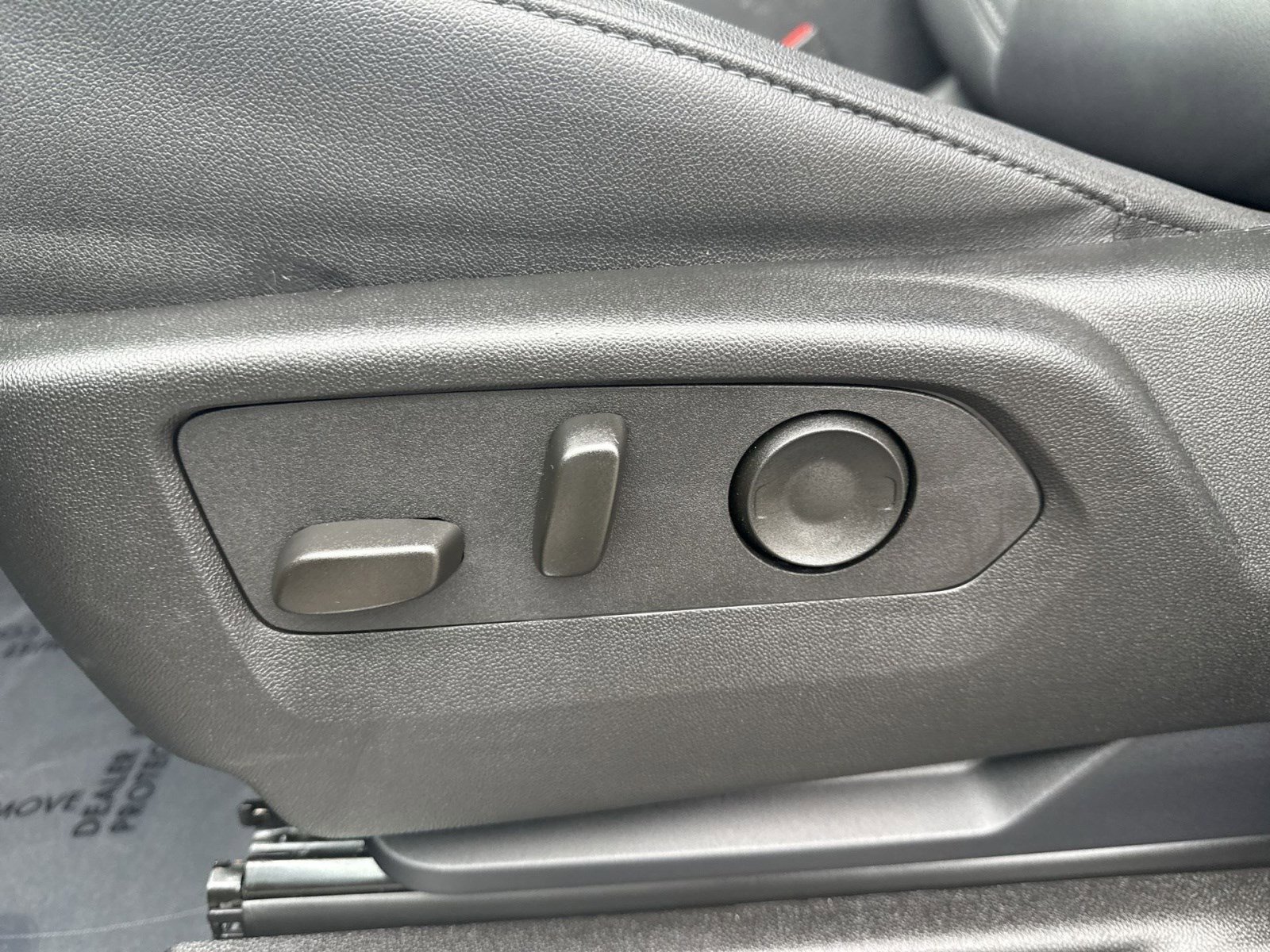 Used 2025 Chevrolet Tahoe Z71 image 13