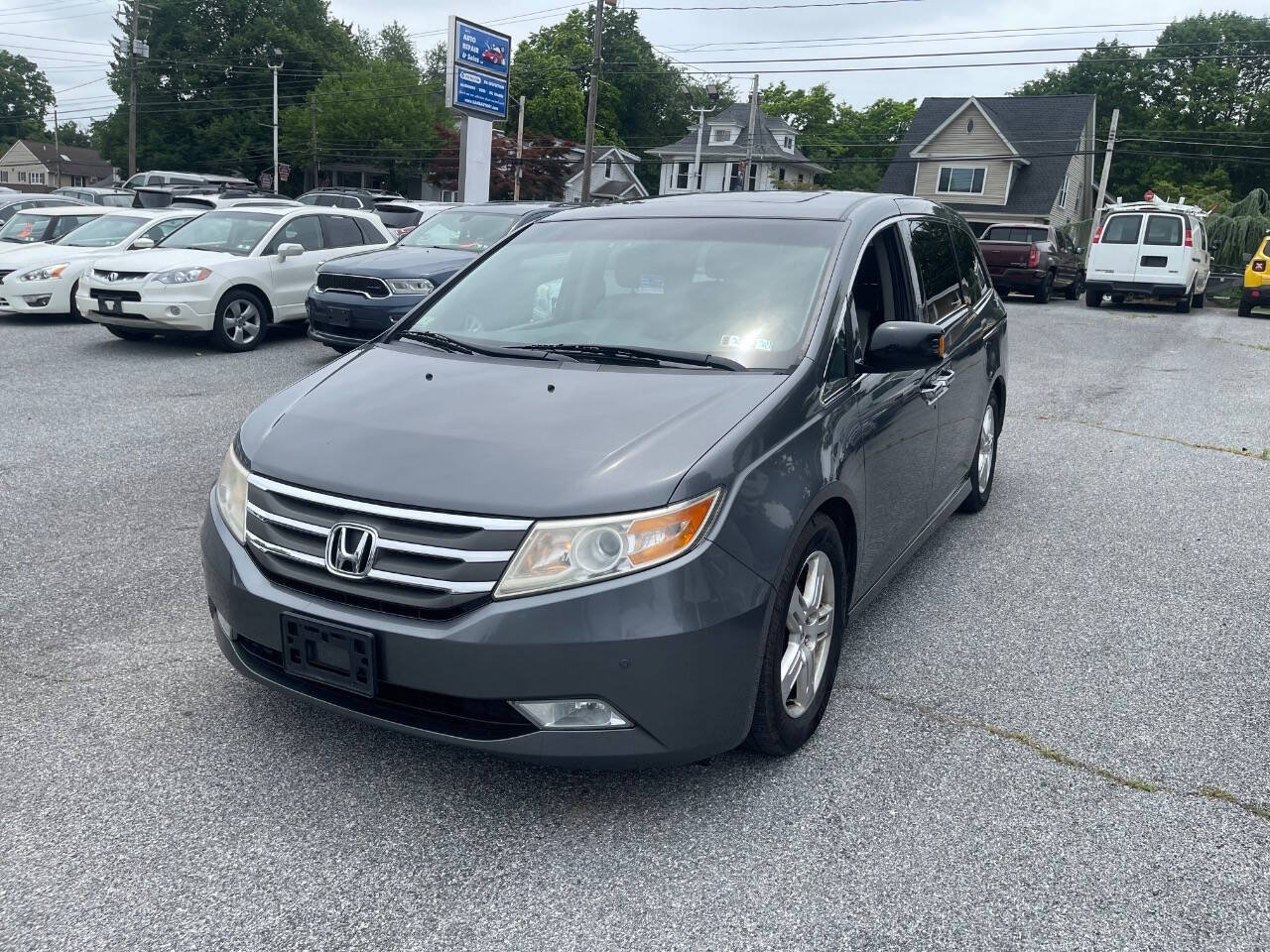Used 2012 Honda Odyssey Touring image 2