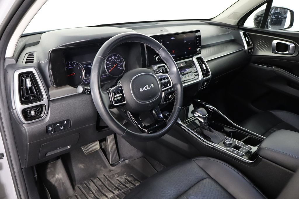 Used 2022 Kia Sorento SX FWD image 27