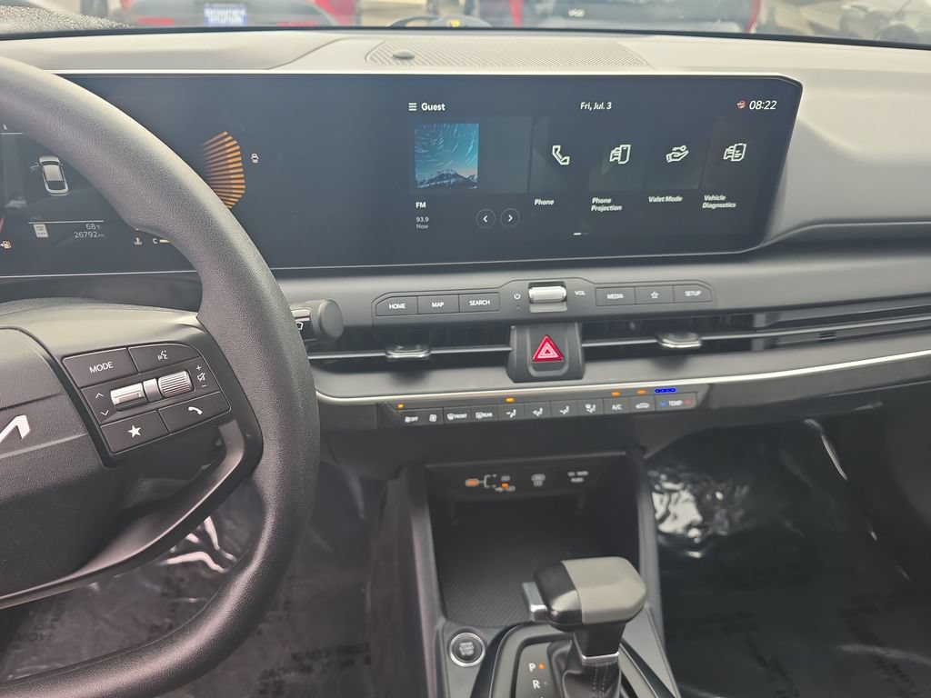 Used 2025 Kia K4 FWD image 16