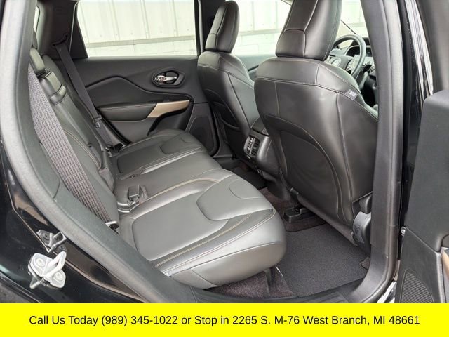 Used 2018 Jeep Cherokee Limited w/ Technology Group image 37