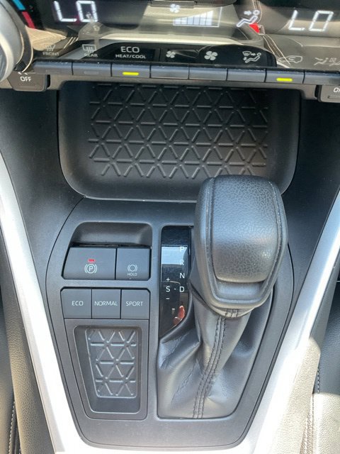 Used 2024 Toyota RAV4 XLE w/ Convenience Package FWD image 30