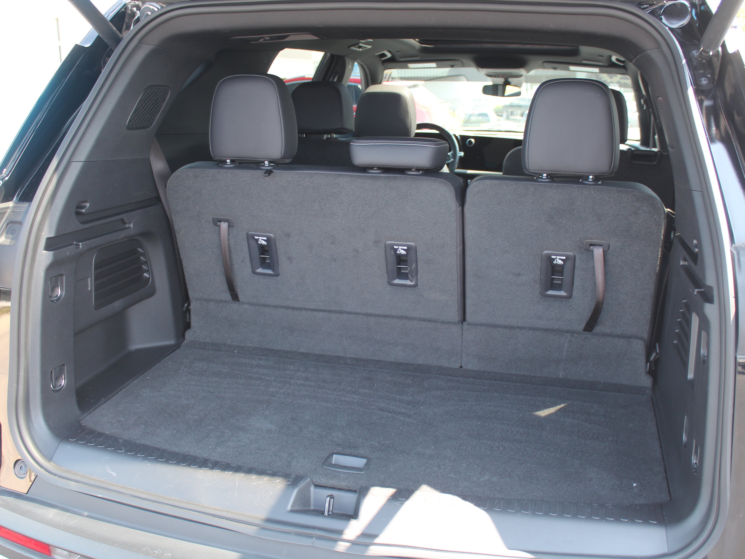 Certified 2024 Chevrolet Traverse LT w/ Enhanced Driving Package AWD/4WD image 33