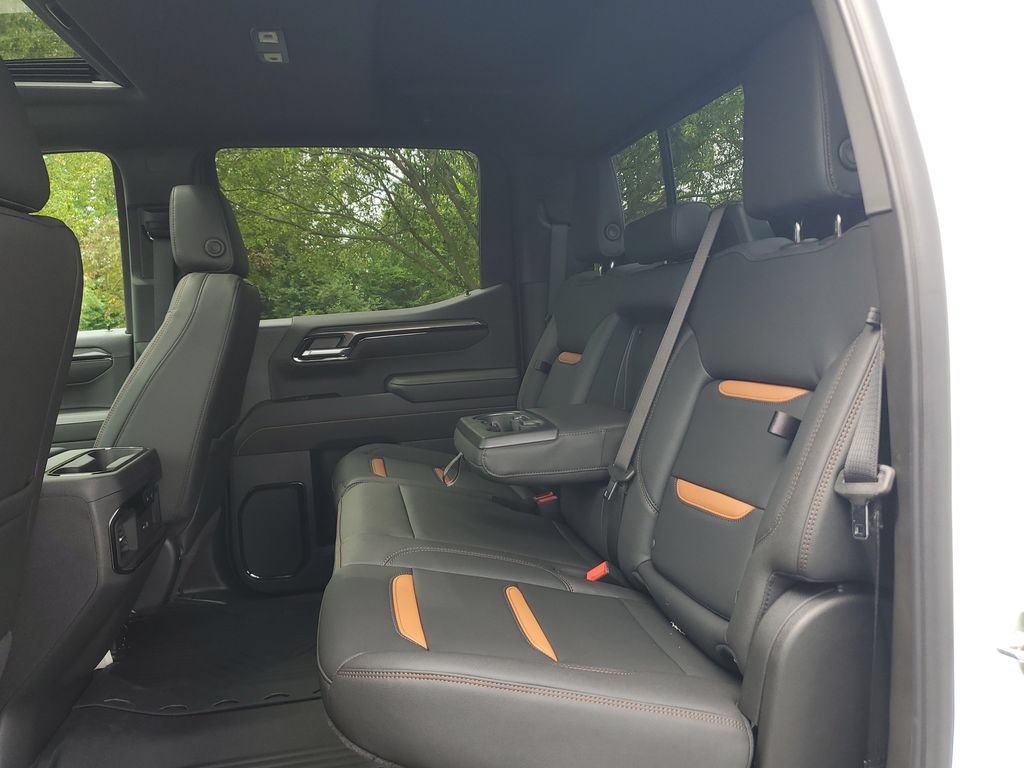 New 2026 GMC Sierra 1500 AT4 w/ AT4 Premium Package AWD/4WD image 9