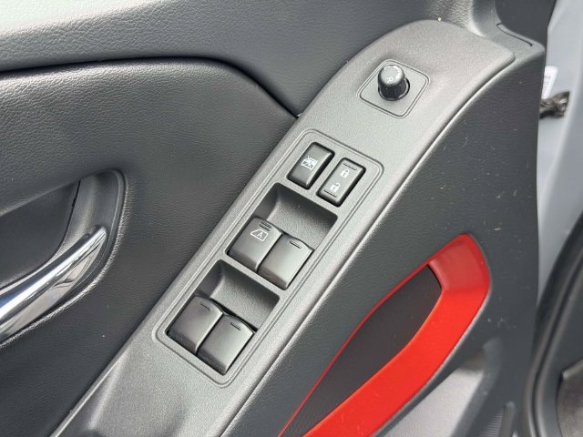 Used 2025 Nissan Frontier PRO-4X AWD/4WD image 22