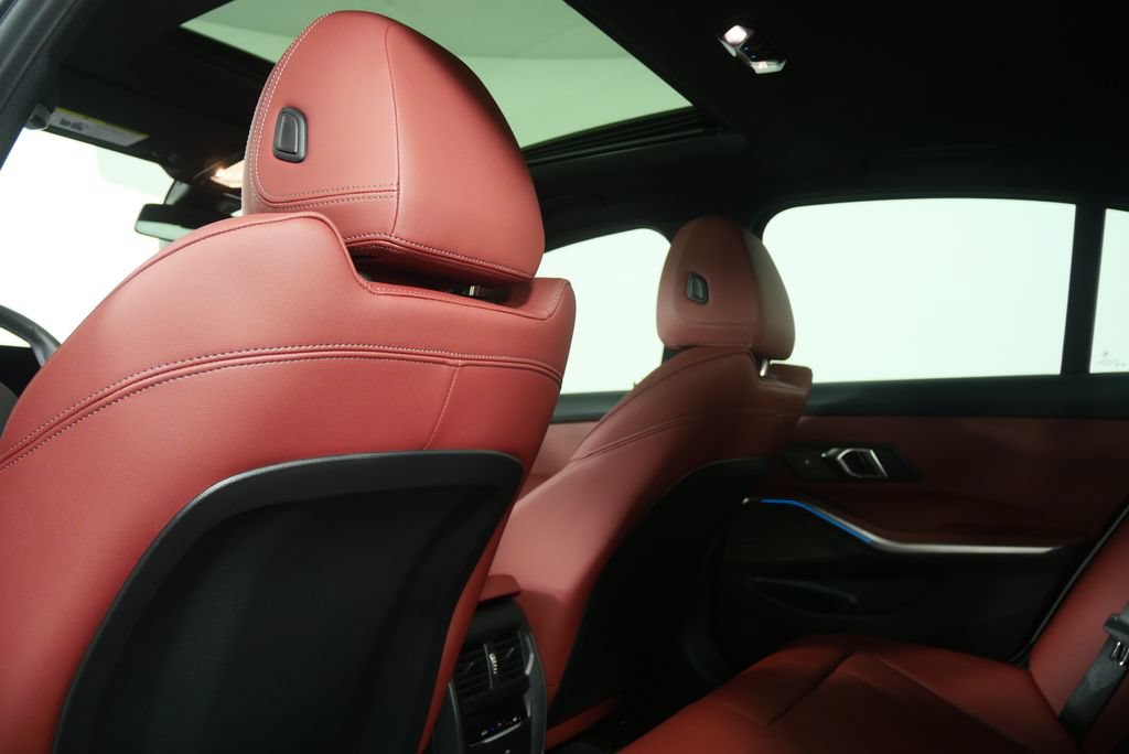 Used 2026 BMW M340i Sedan w/ Premium Package RWD image 17