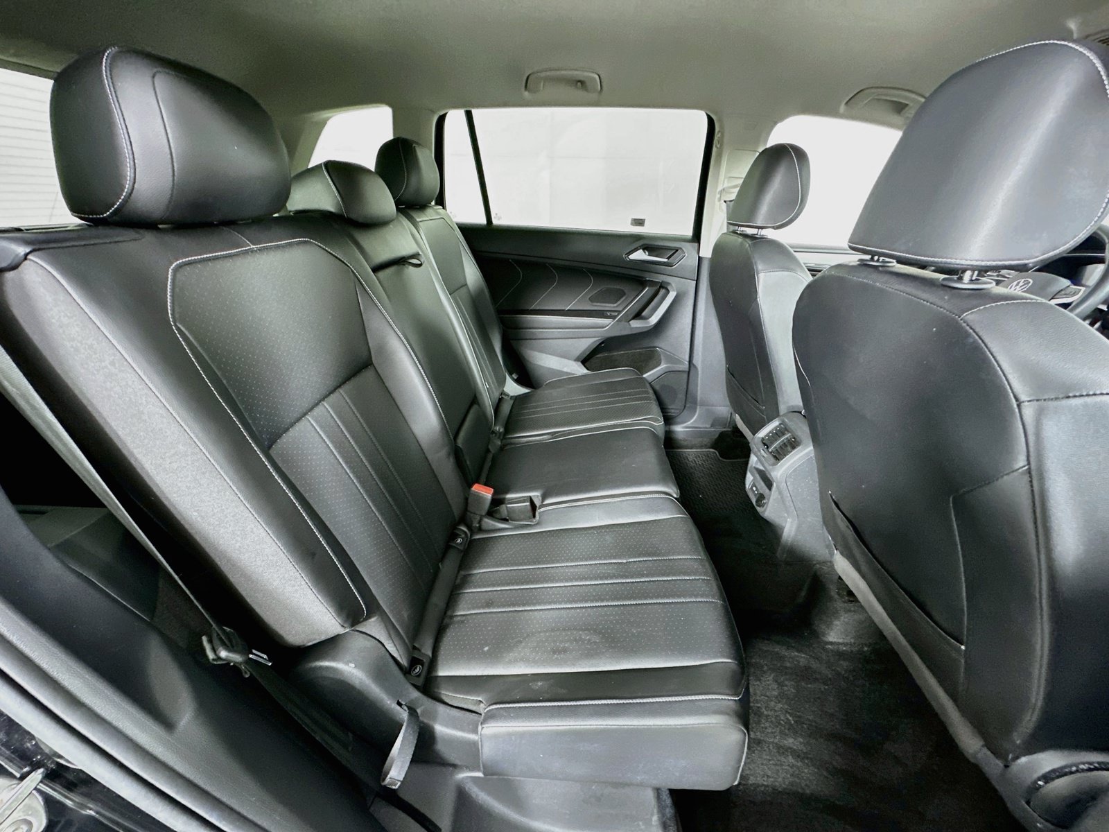 Used 2024 Volkswagen Tiguan SE FWD image 26