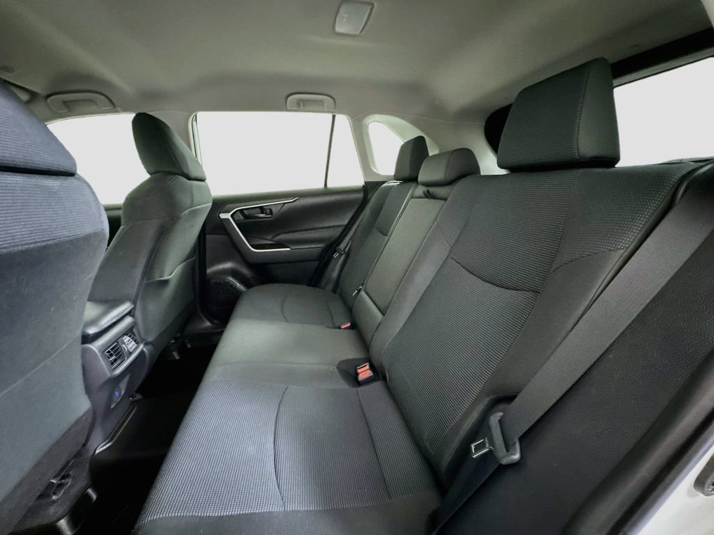 Used 2023 Toyota RAV4 LE AWD/4WD image 19