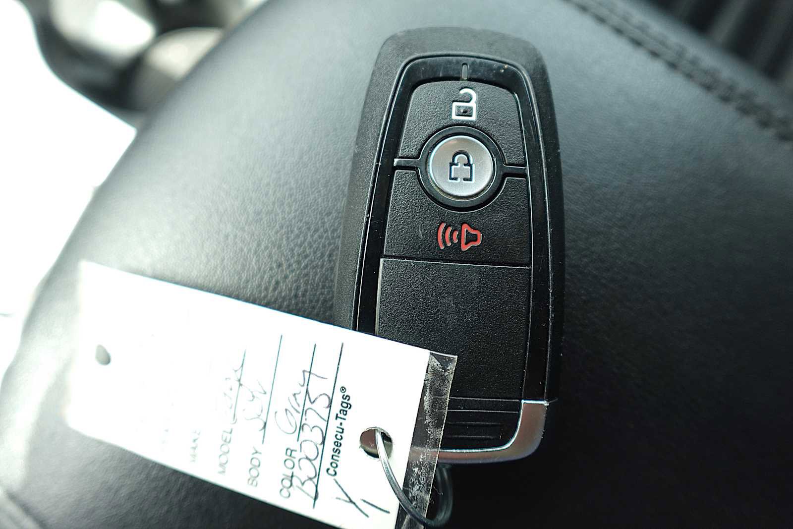 Used 2024 Ford Edge SEL AWD/4WD image 36
