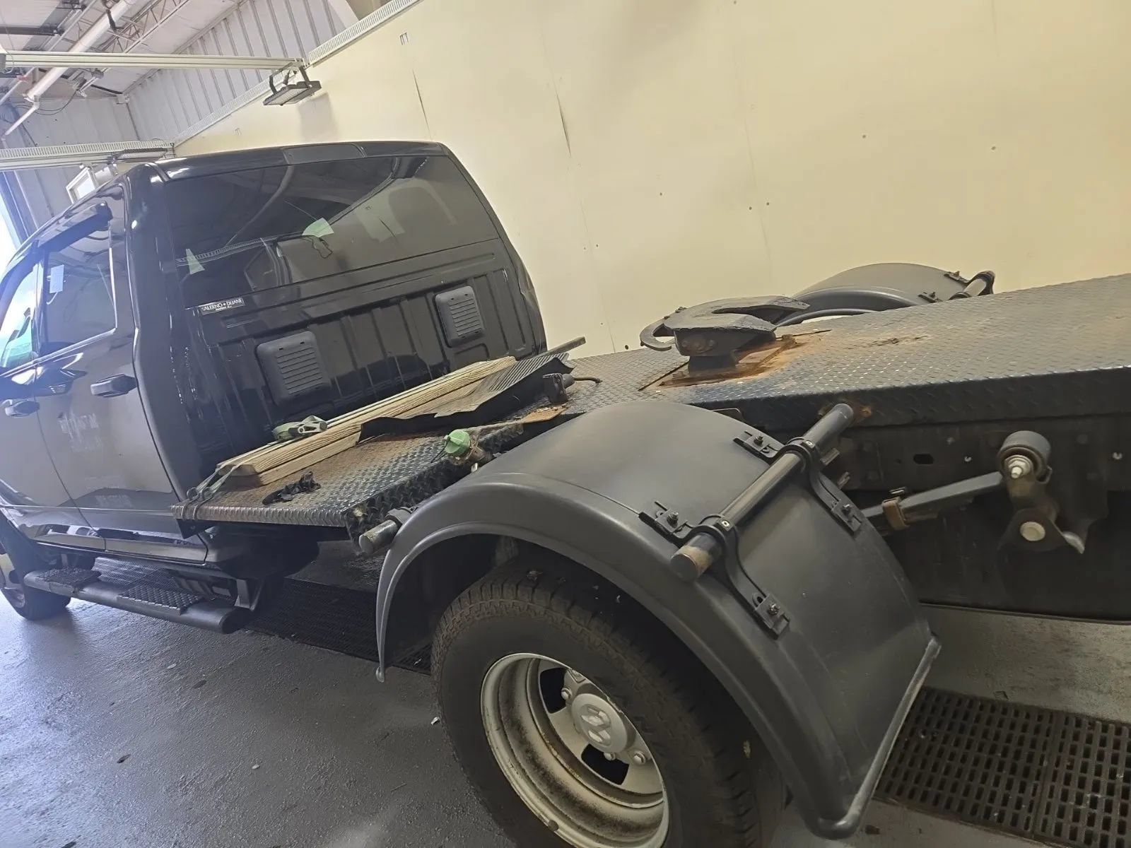 Used 2023 RAM 3500 Tradesman w/ Max Tow Package AWD/4WD image 2