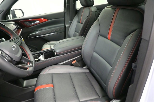 New 2026 Chevrolet Traverse RS w/ LPO, Floor Liner Package image 11