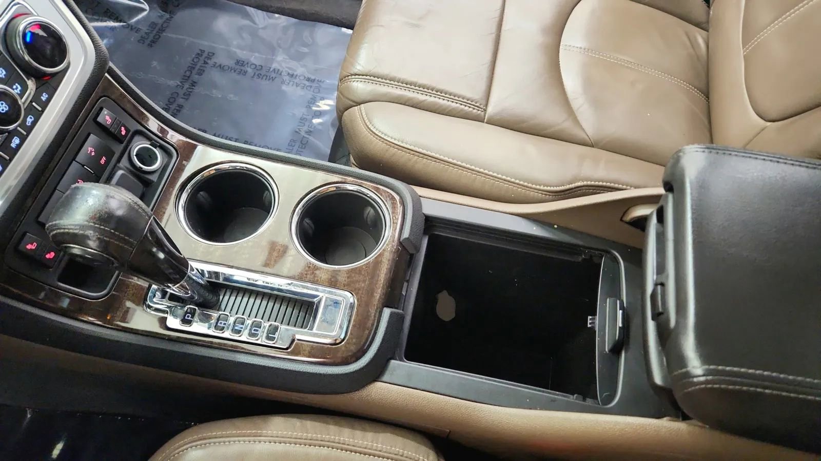 Used 2016 GMC Acadia SLT image 28