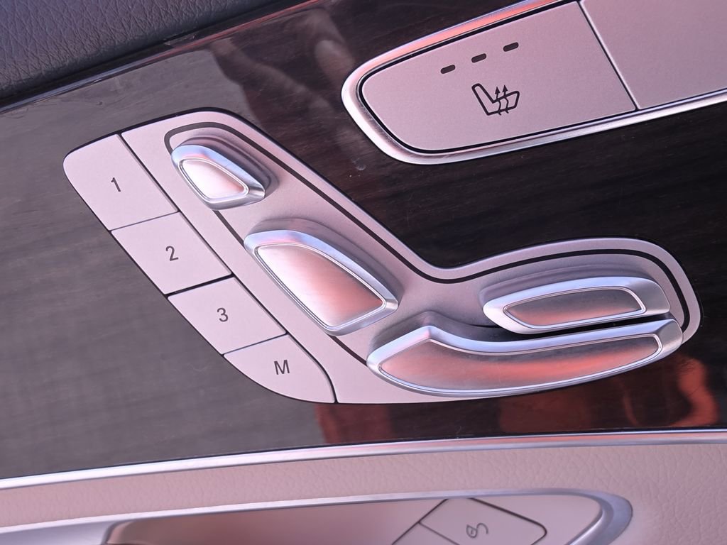 Used 2022 Mercedes-Benz GLC 300 image 32