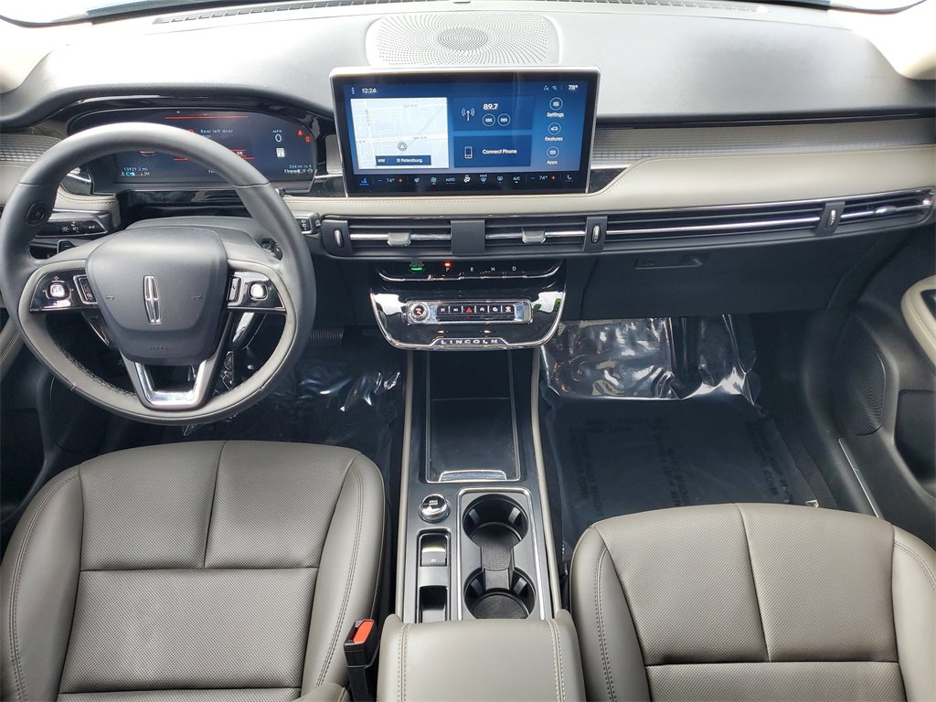 Used 2023 Lincoln Corsair FWD w/ Equipment Group 101A image 13