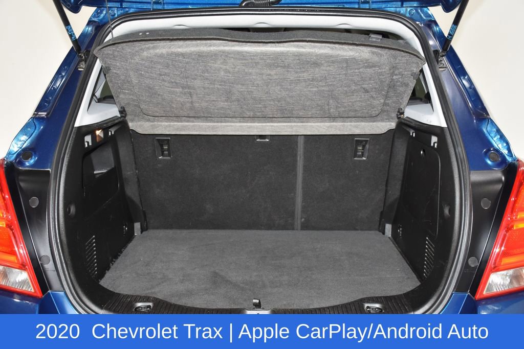 Used 2020 Chevrolet Trax LT w/ Driver Confidence Package FWD image 28