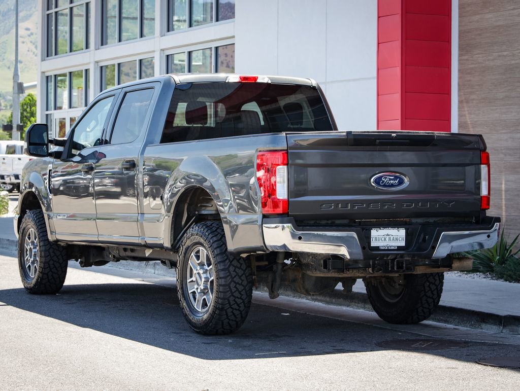Used 2019 Ford F250 XLT w/ XLT Value Package AWD/4WD image 6
