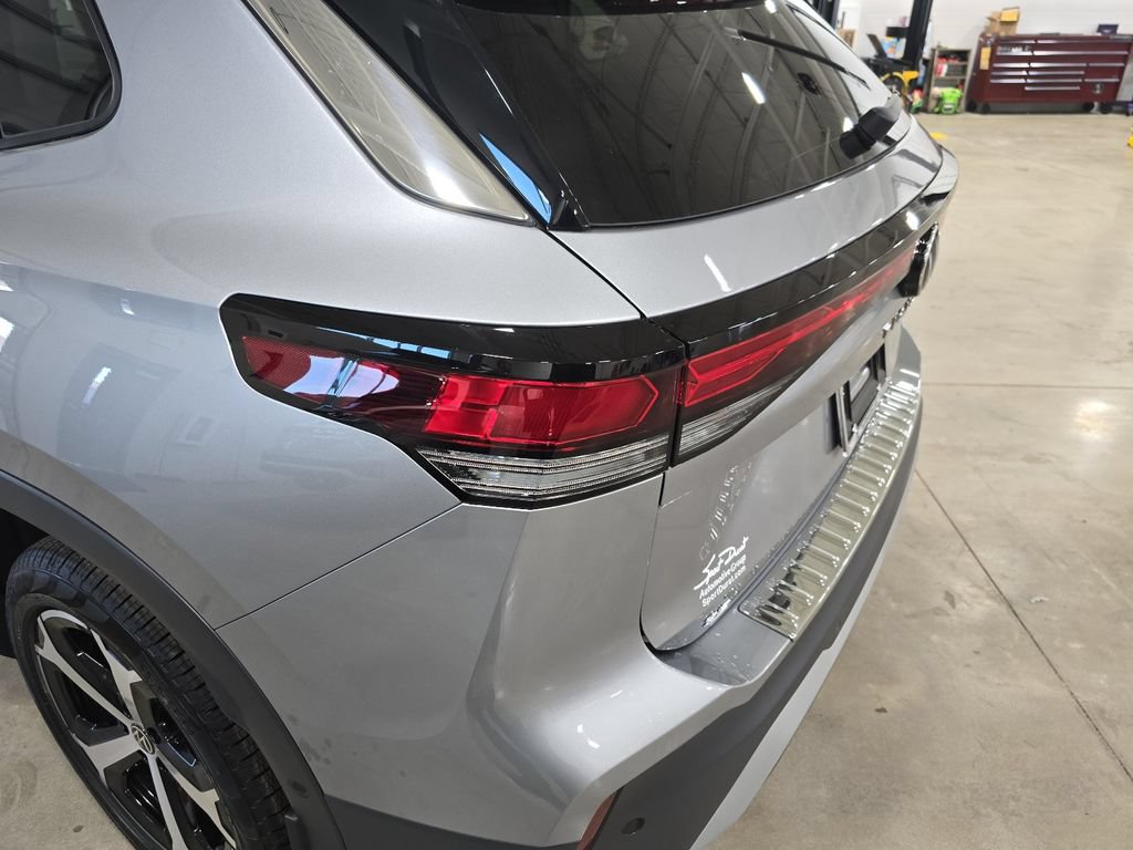 New 2026 Volkswagen Tiguan SE AWD/4WD image 26