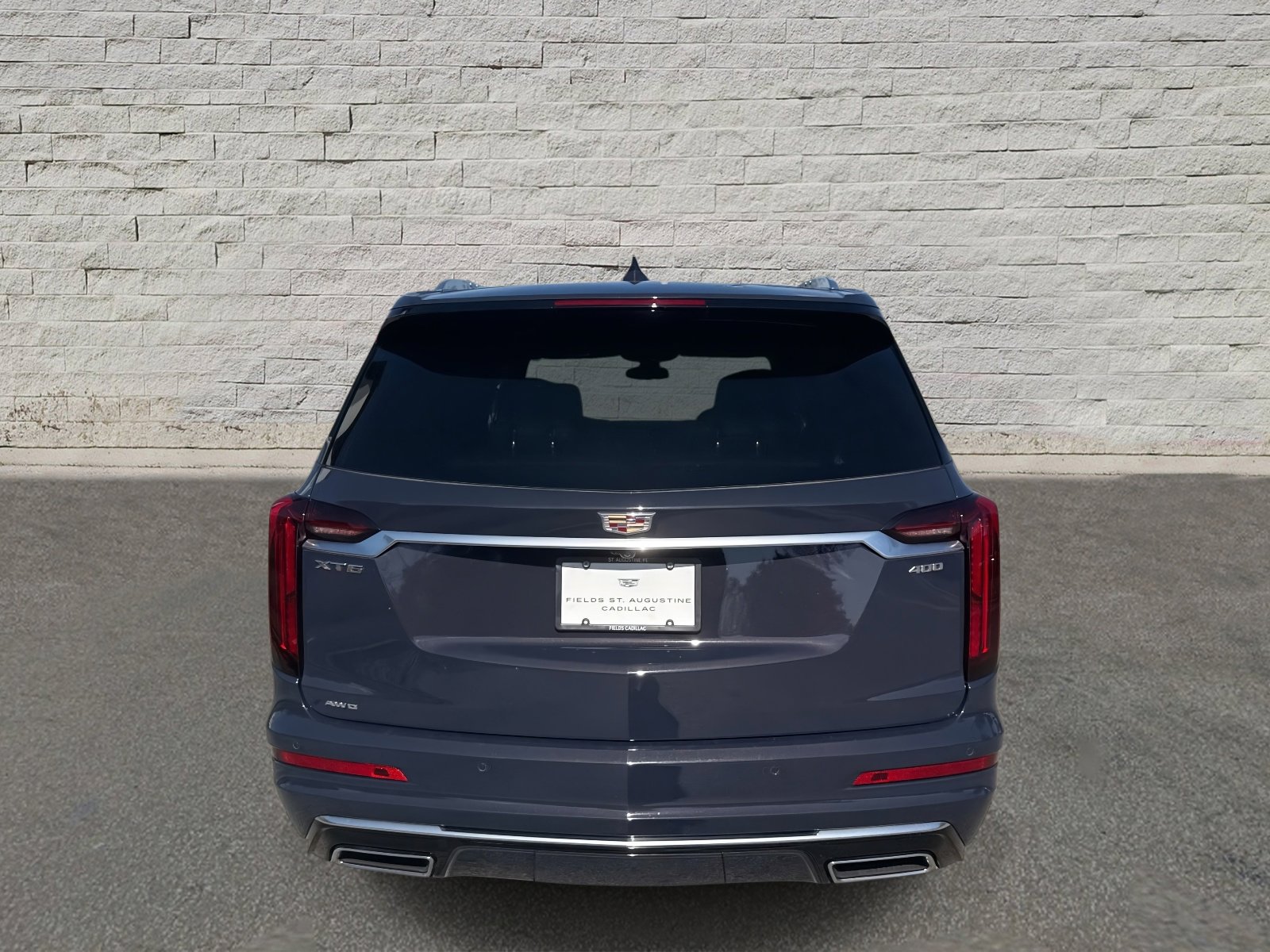 Used 2025 Cadillac XT6 Premium Luxury image 6