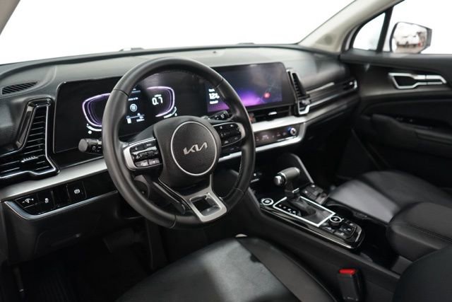 Used 2023 Kia Sportage EX image 15