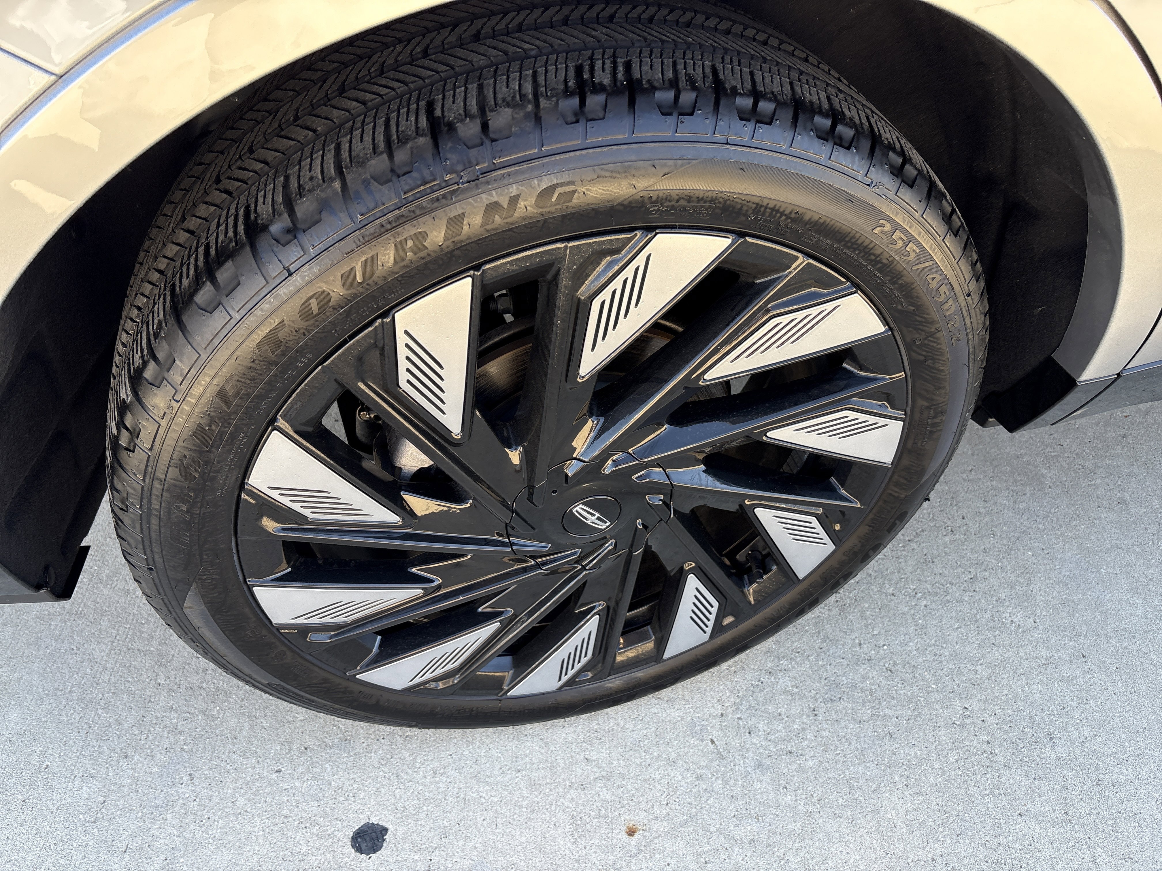 Used 2024 Lincoln Nautilus Reserve w/ Equipment Group 202A image 7